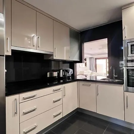 Bahia De La Plata Apartment Estepona